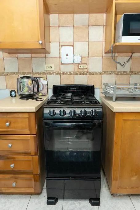 New Kingston Central Location Gated 0*,