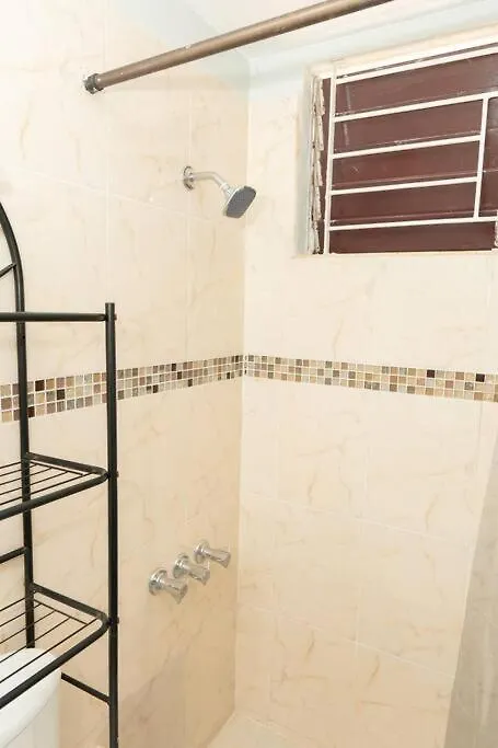 Apartament New Kingston Central Location Gated Jamajka
